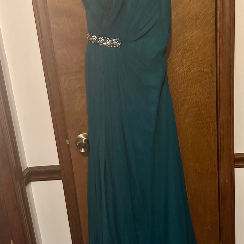 Elegant Teal Evening Gown